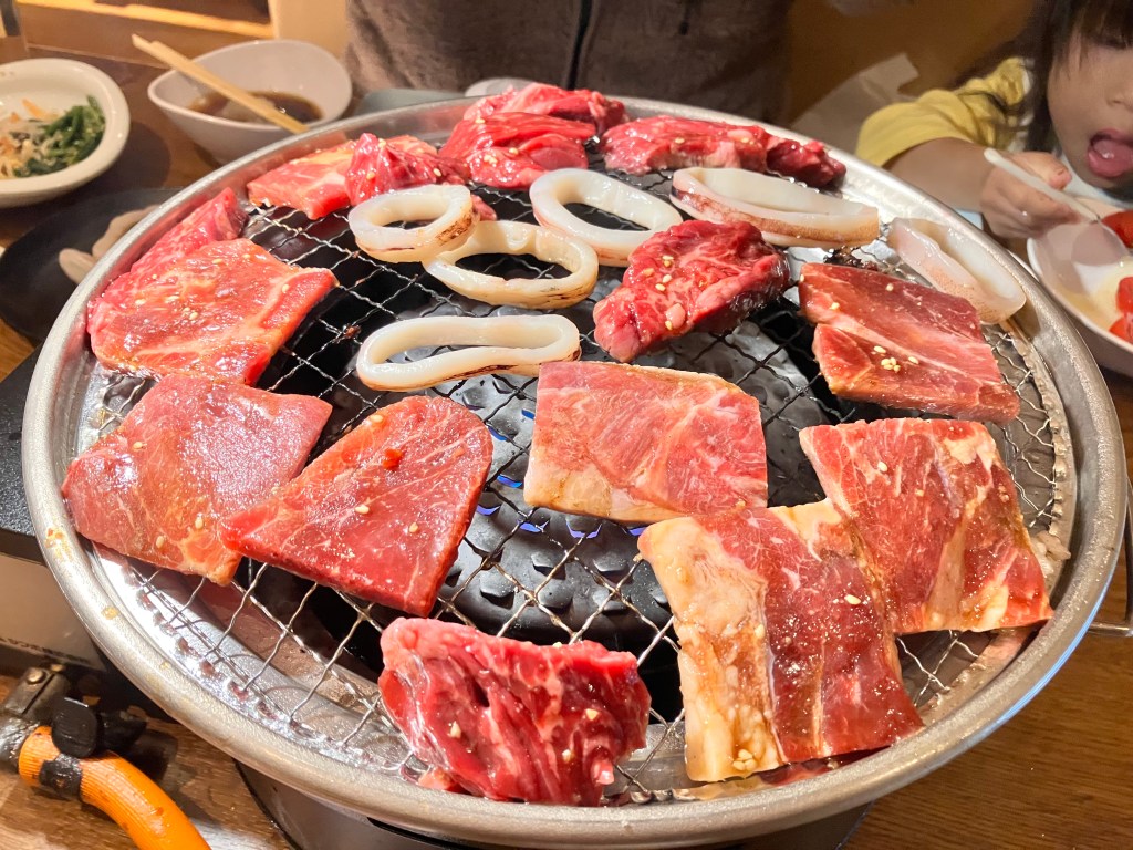 家族で味わう焼肉と食事の楽しみ